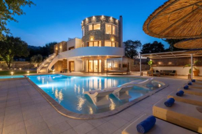 Hamilton Grand Villa